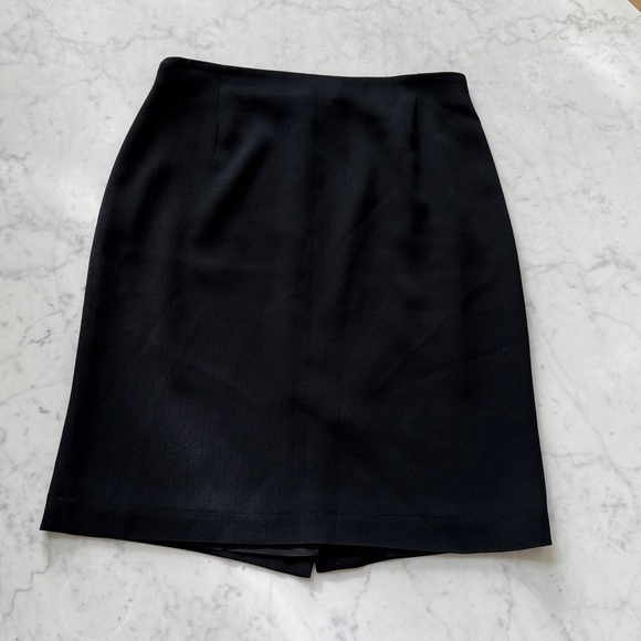 Garfield & Marks Dresses & Skirts - Garfield & Marks Black Pencil Skirt Womens Size 8 Knee Length Workwear